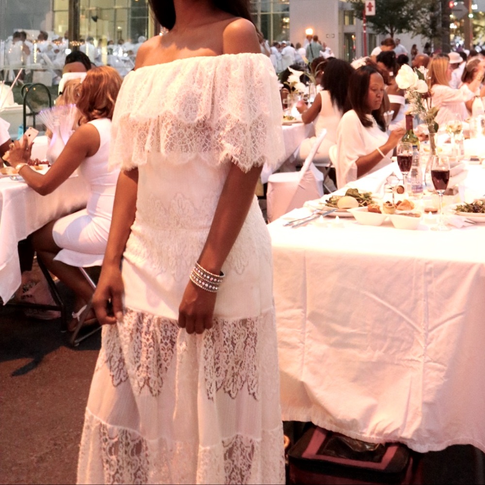 Elegant Off-Shoulder Lace Dress (by Boutique1861 in Montreal)